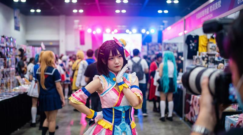 小小绘 - 动漫cosplay视频